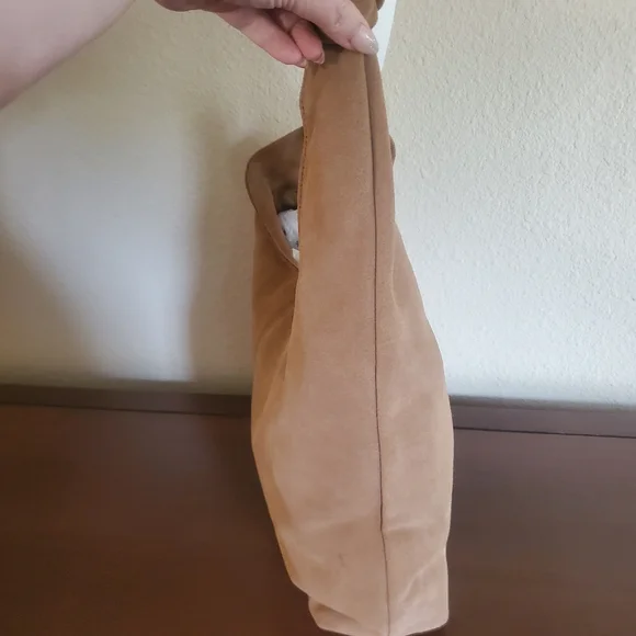 American Leather Co Light Tan (Peanut) Suede Brooklyn Style Soft Slouchy Hobo - Picture 6 of 11